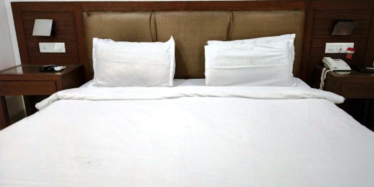 Matrix Inn Πούνε Εξωτερικό φωτογραφία